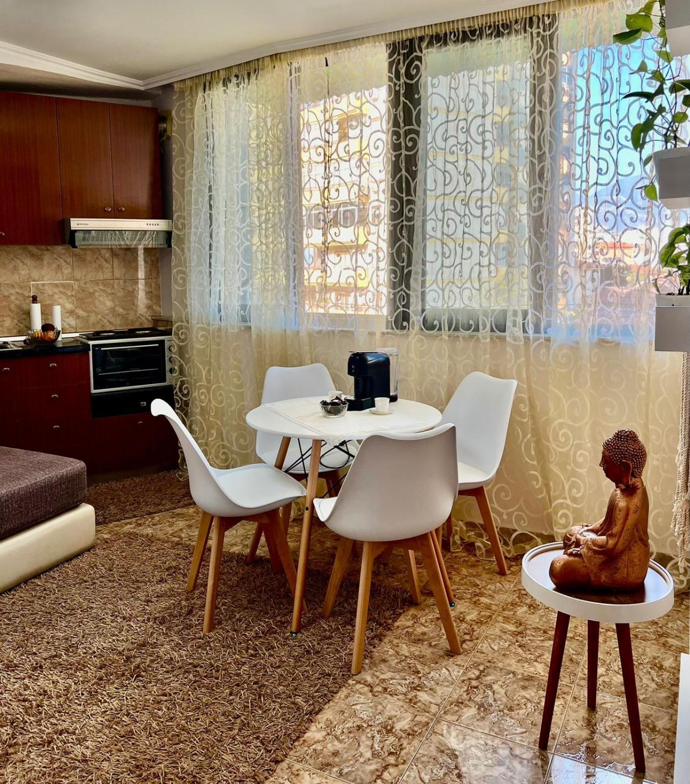 Center Tourist Apartment